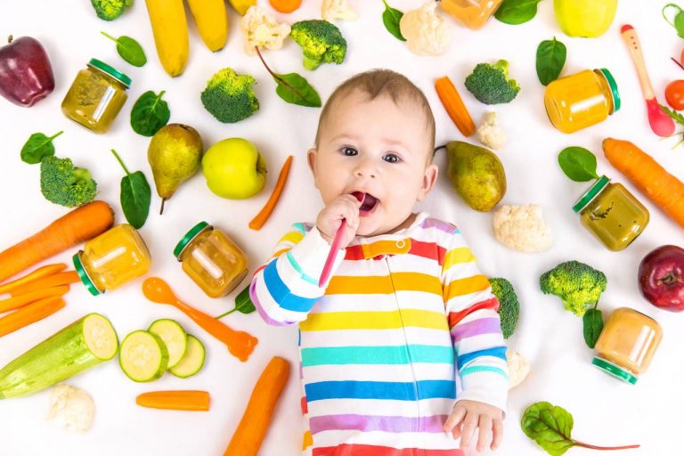 Jenis Makanan Selingan Bayi yang Aman dan Bergizi