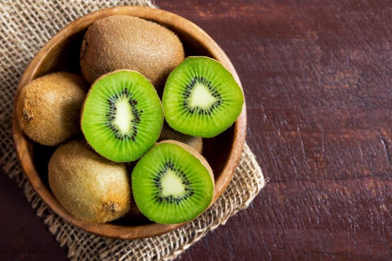 Kenali Manfaat Buah Kiwi Untuk Kesehatan