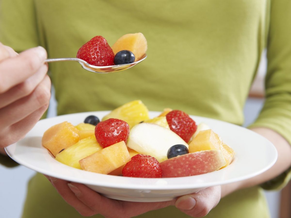 Manfaat Makan Buah Setiap Hari Untuk Tubuh - Official Astronauts Blog
