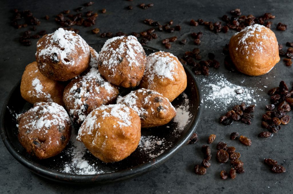 Oliebollen makanan khas belanda