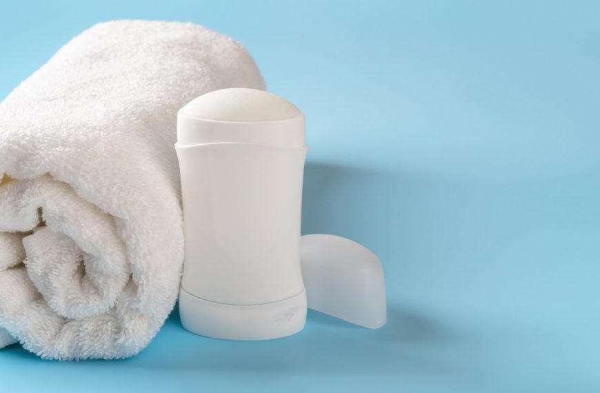 Tips Memilih & Rekomendasi Deodoran yang Aman untuk Kulit