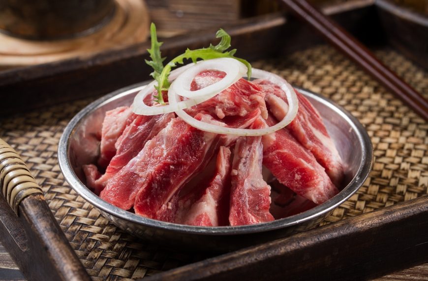 Mengenal 6 Perbedaan Dasar Dua Masakan Ikonik Jepang : Yakiniku vs Teriyaki
