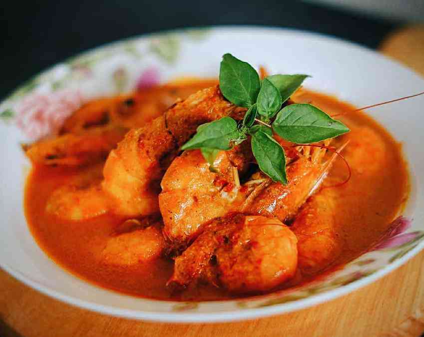 makanan khas daerah riau gulai belacan