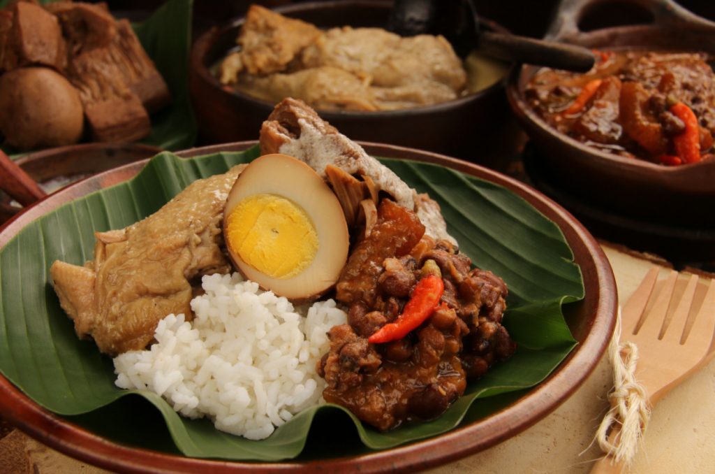 nasi gudeg makanan khas daerah DI Yogyakarta