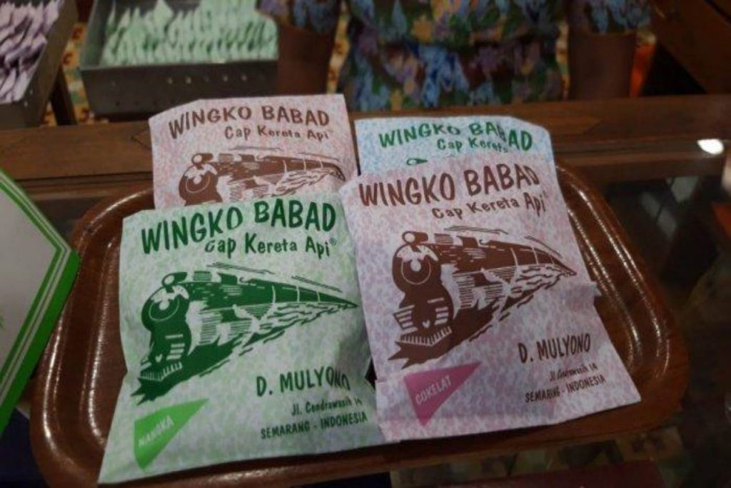 Makanan Khas Semarang - Wingko Babad Cap Kereta Api