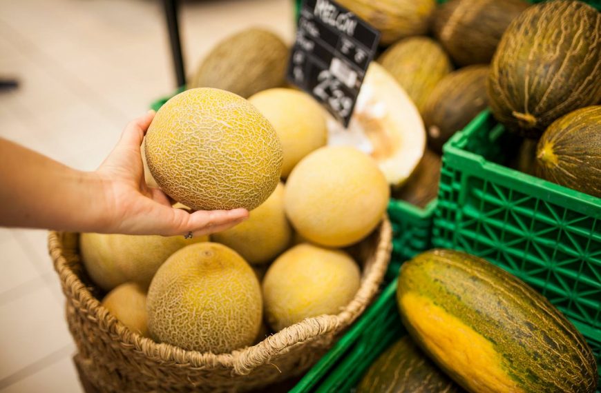7 Cara Memilih Melon yang Manis